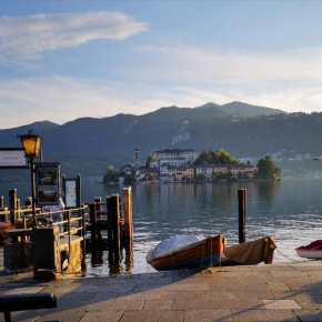 APPARTAMENTO AMPIO E LUMINOSO LAGO D'ORTA